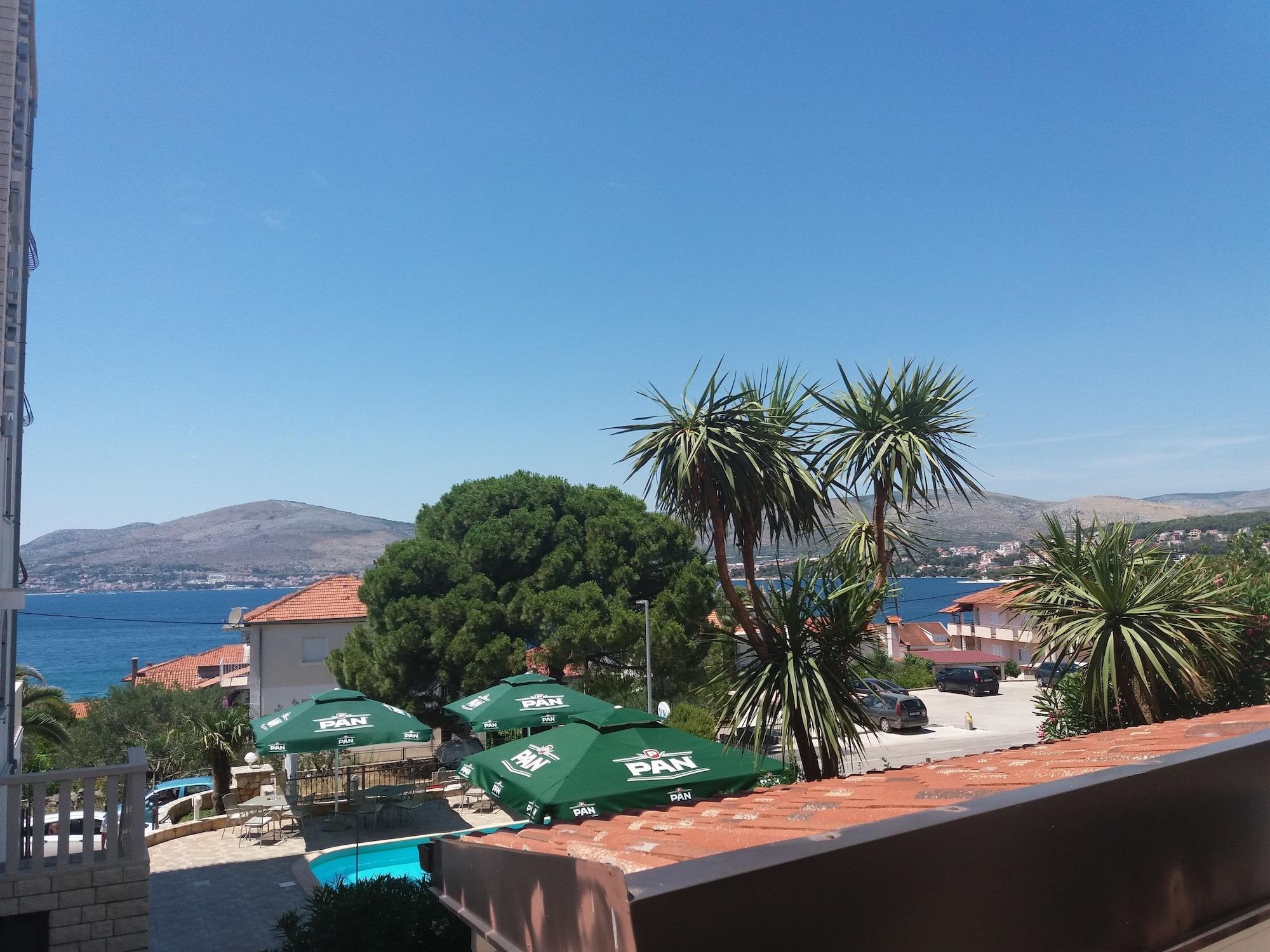 B&B Villa Paula Trogir Exterior photo