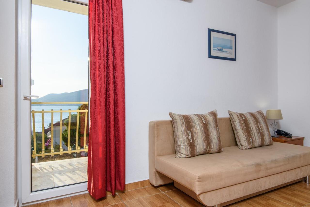 B&B Villa Paula Trogir Exterior photo