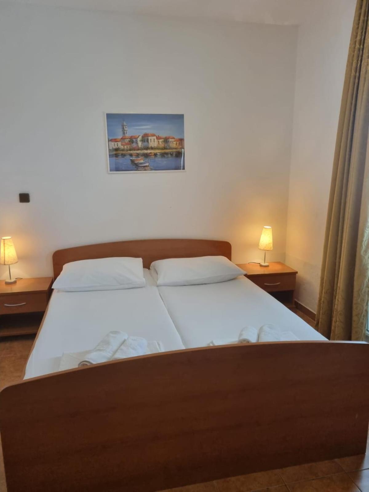B&B Villa Paula Trogir Exterior photo