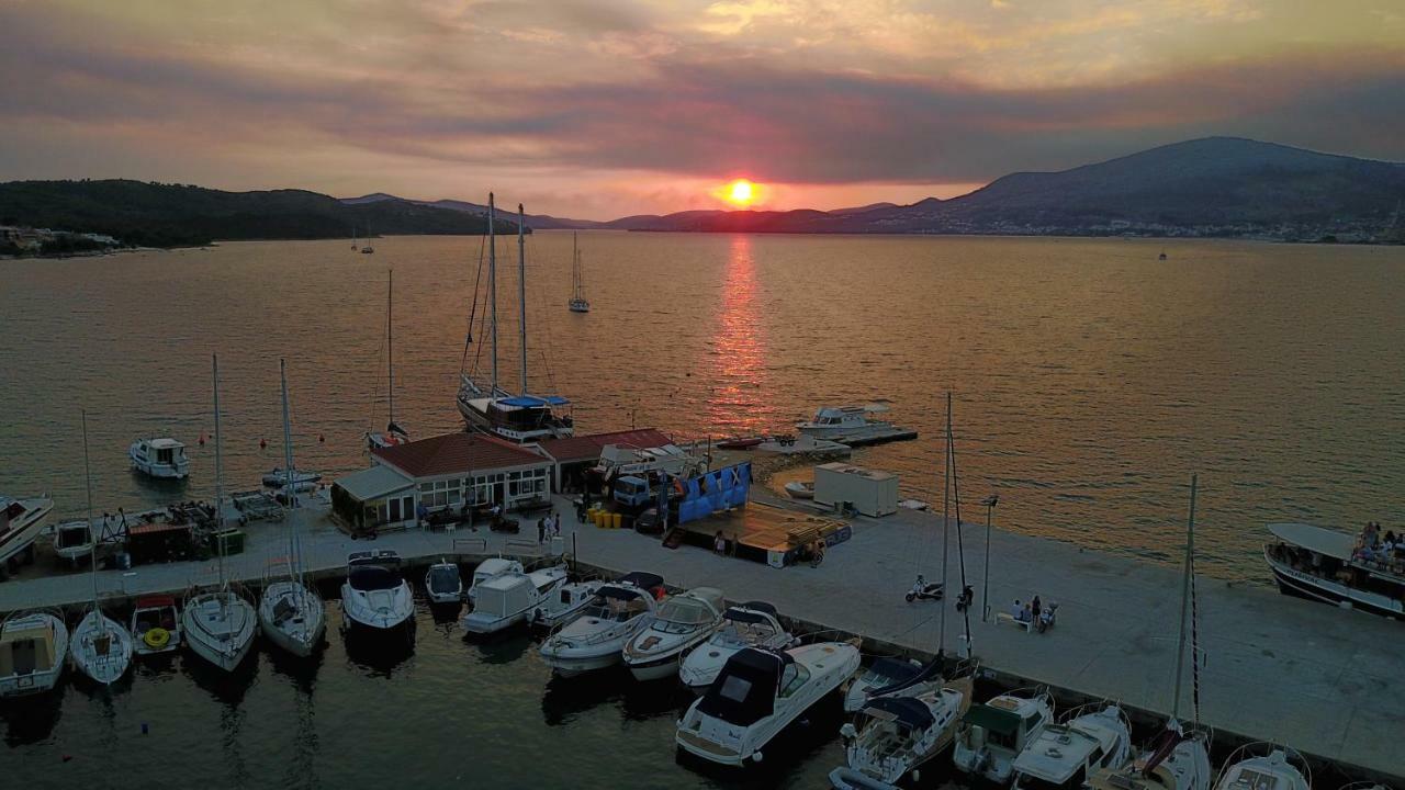 B&B Villa Paula Trogir Exterior photo